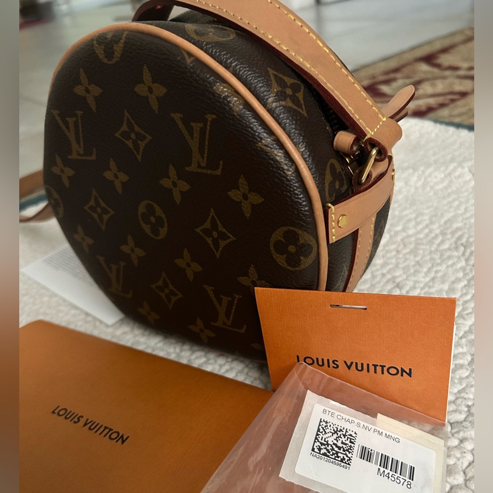 Louis Vuitton Boite Chapeau Souple PM